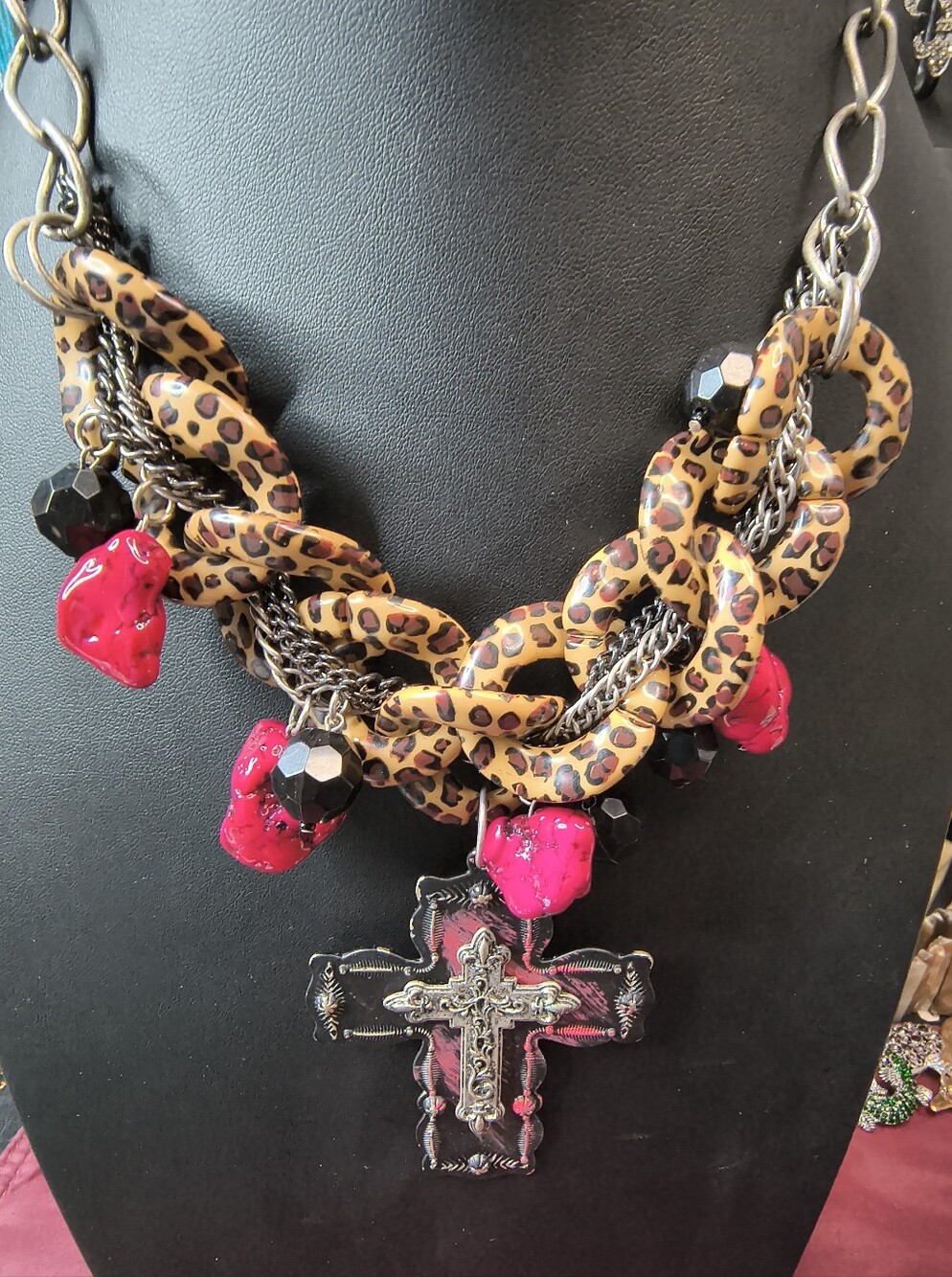Y2K Leopard Chunky Statement Cross Necklace Red Howlite Mixed Chain